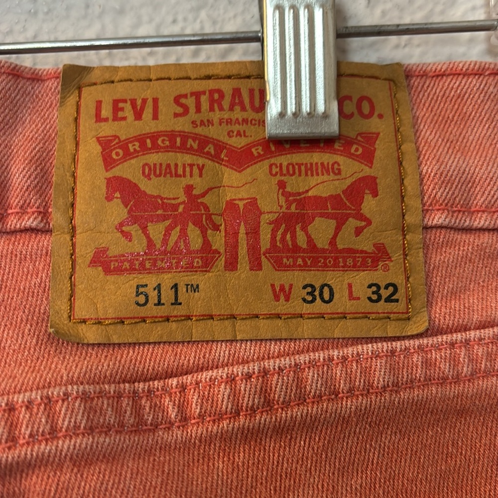 Levi's Coral Leaf Print Denim Jeans - Picture 4 of 8